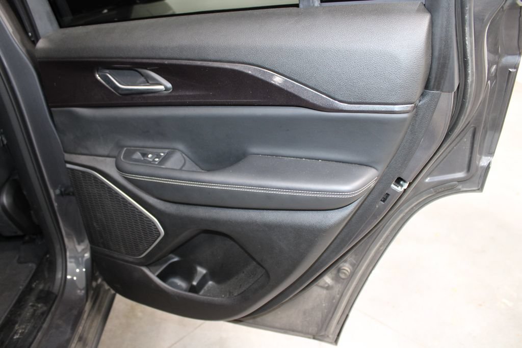 Used 2022 Jeep Grand Cherokee Altitude RWD image 29