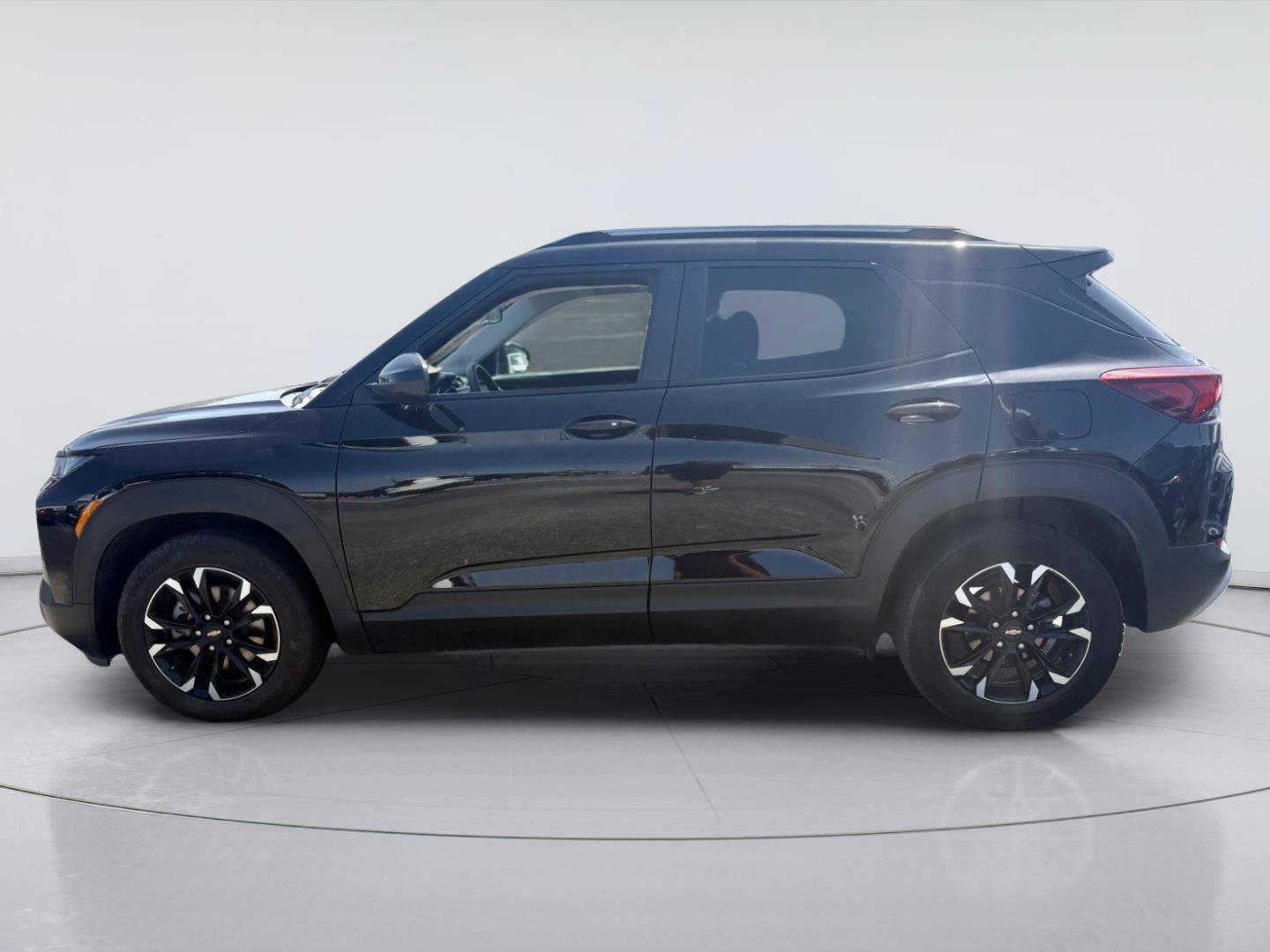Used 2022 Chevrolet TrailBlazer LT FWD image 6