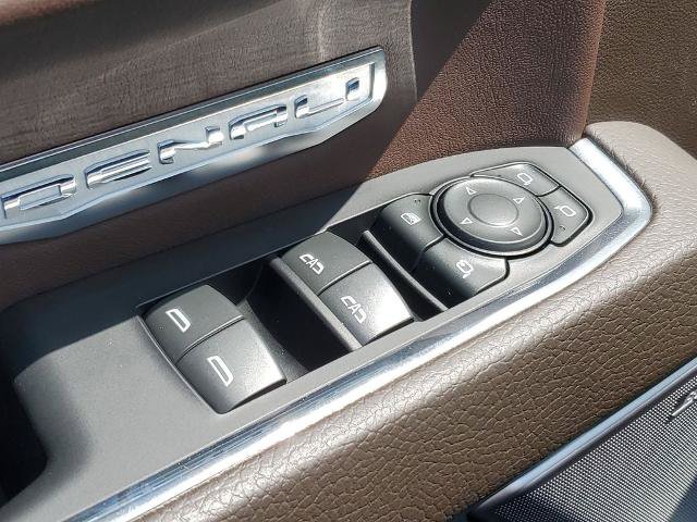 Used 2023 GMC Sierra 1500 Denali AWD/4WD image 22