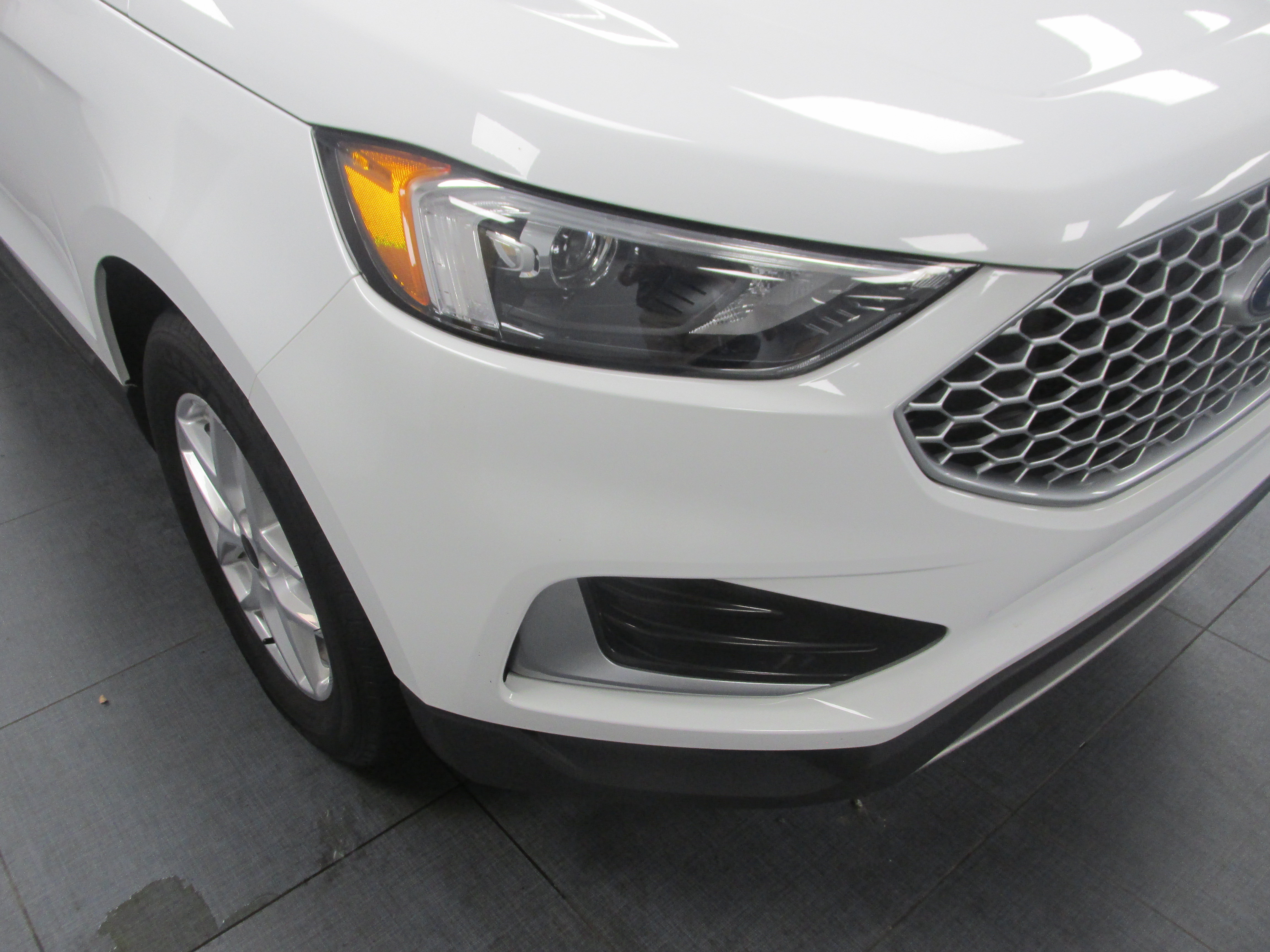 Certified 2024 Ford Edge SEL AWD/4WD image 10