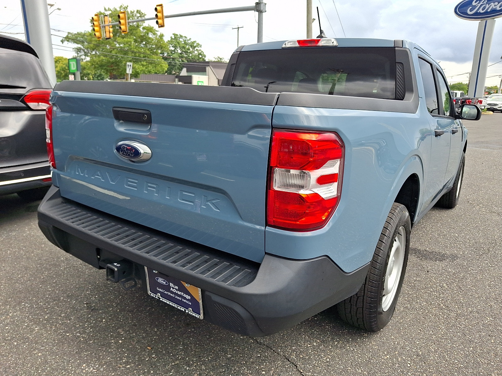 Certified 2023 Ford Maverick XL FWD image 10