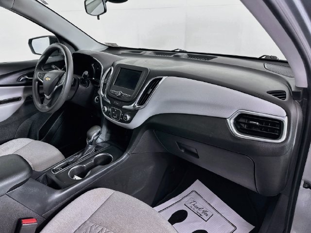 Used 2024 Chevrolet Equinox LS w/ LS Convenience Package FWD image 31
