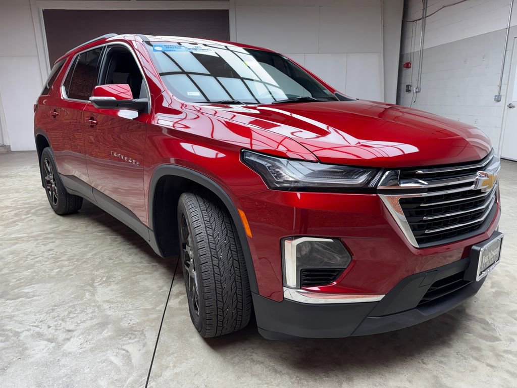 Used 2023 Chevrolet Traverse LT AWD/4WD image 7