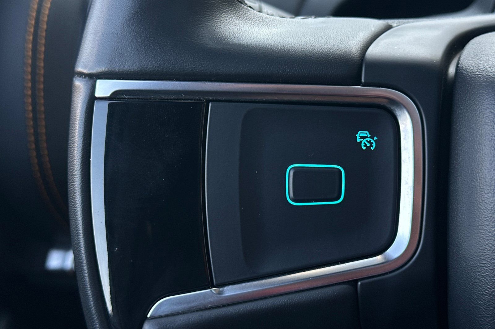 Certified 2025 Ford Expedition Tremor image 29