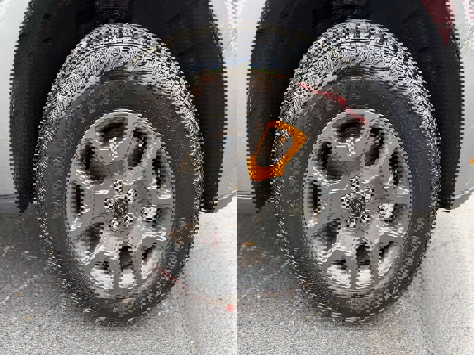 Certified 2025 Ford Maverick Tremor image 26