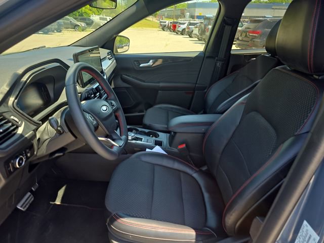 Certified 2023 Ford Escape ST-Line Select w/ Tech Pack #1 AWD/4WD image 14