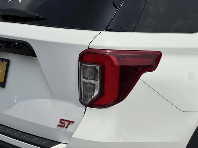 Certified 2023 Ford Explorer ST w/ Equipment Group 401A AWD/4WD image 9