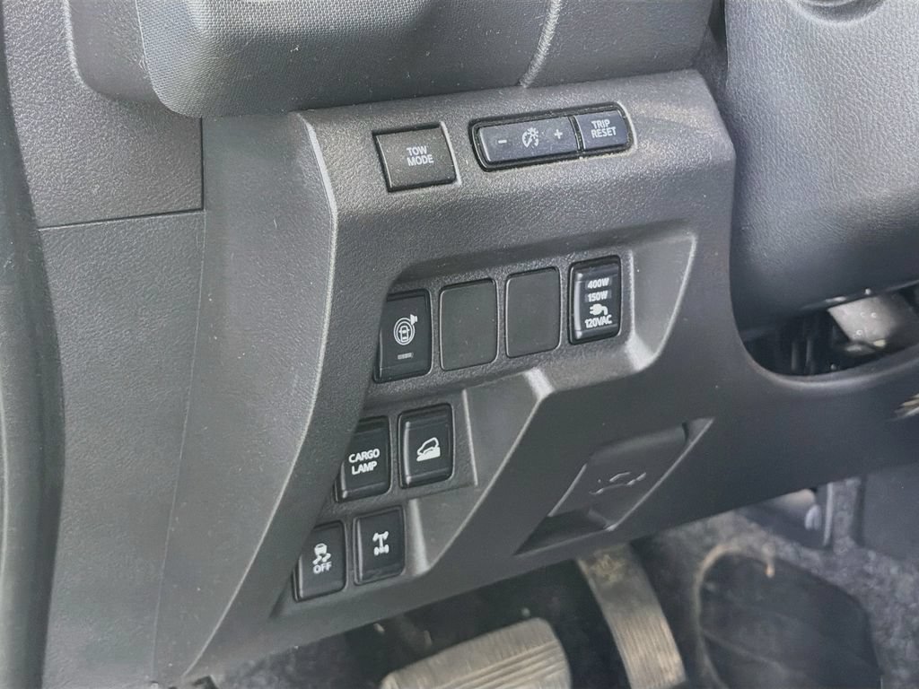 Used 2024 Nissan Frontier PRO-4X w/ Pro Convenience Package AWD/4WD image 13