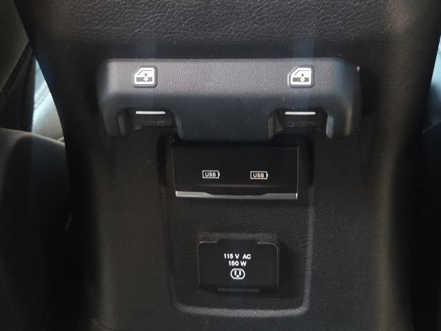 Used 2022 Jeep Wrangler Unlimited Sahara AWD/4WD image 20