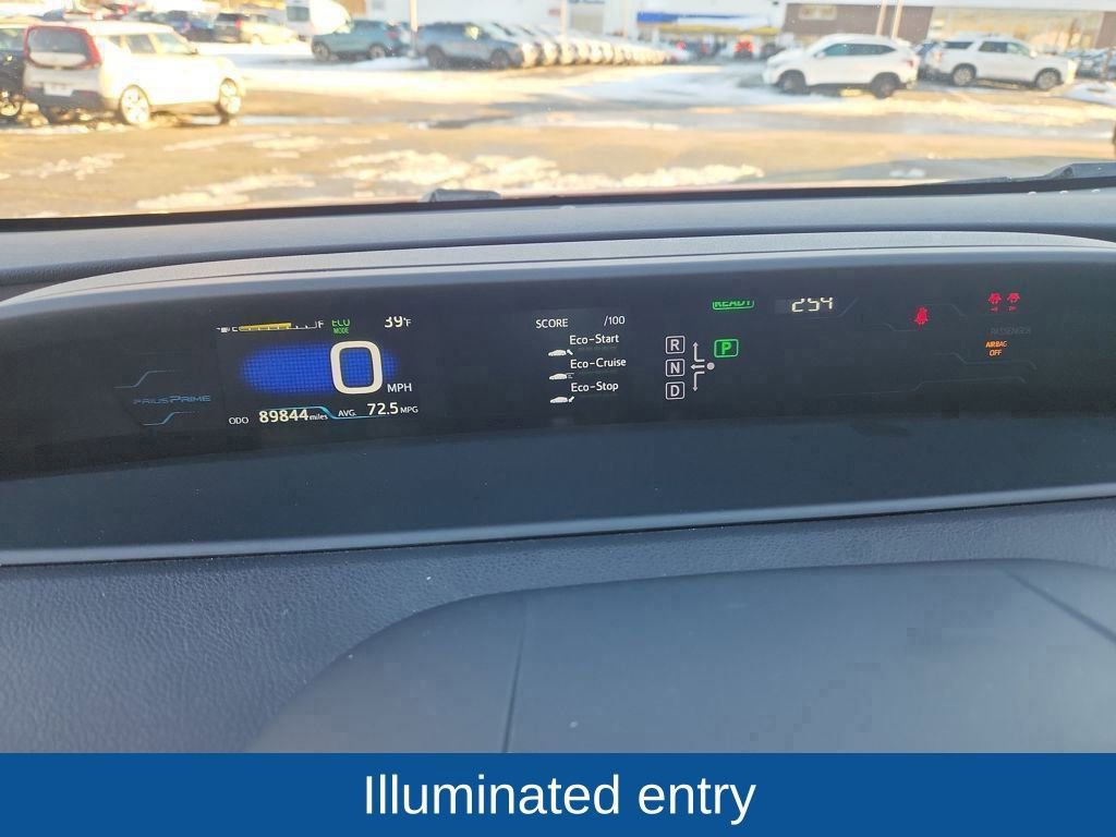 Used 2017 Toyota Prius Prime Premium image 14