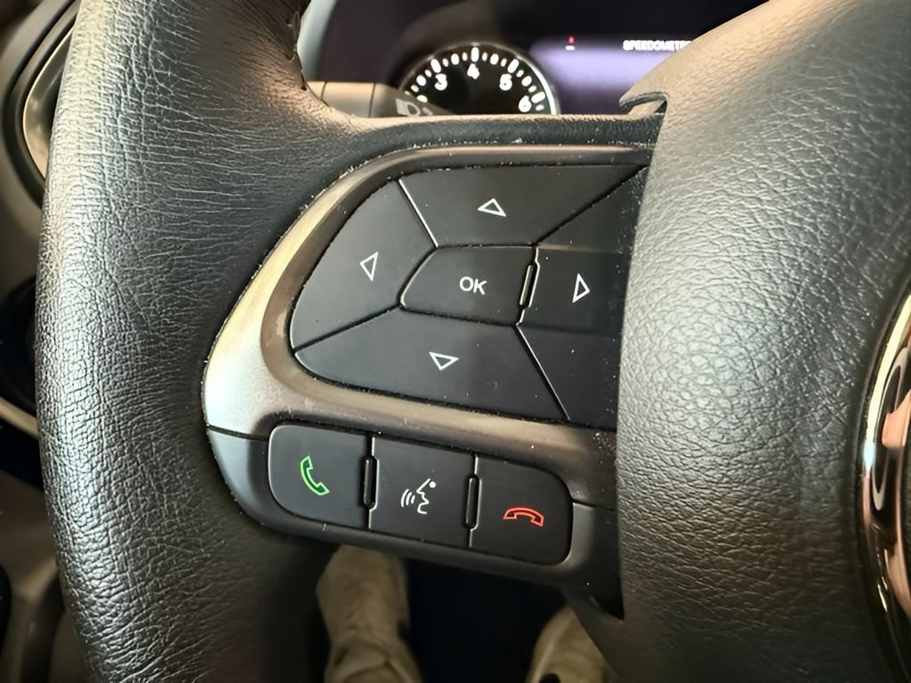 Used 2022 Jeep Renegade Limited AWD/4WD image 18