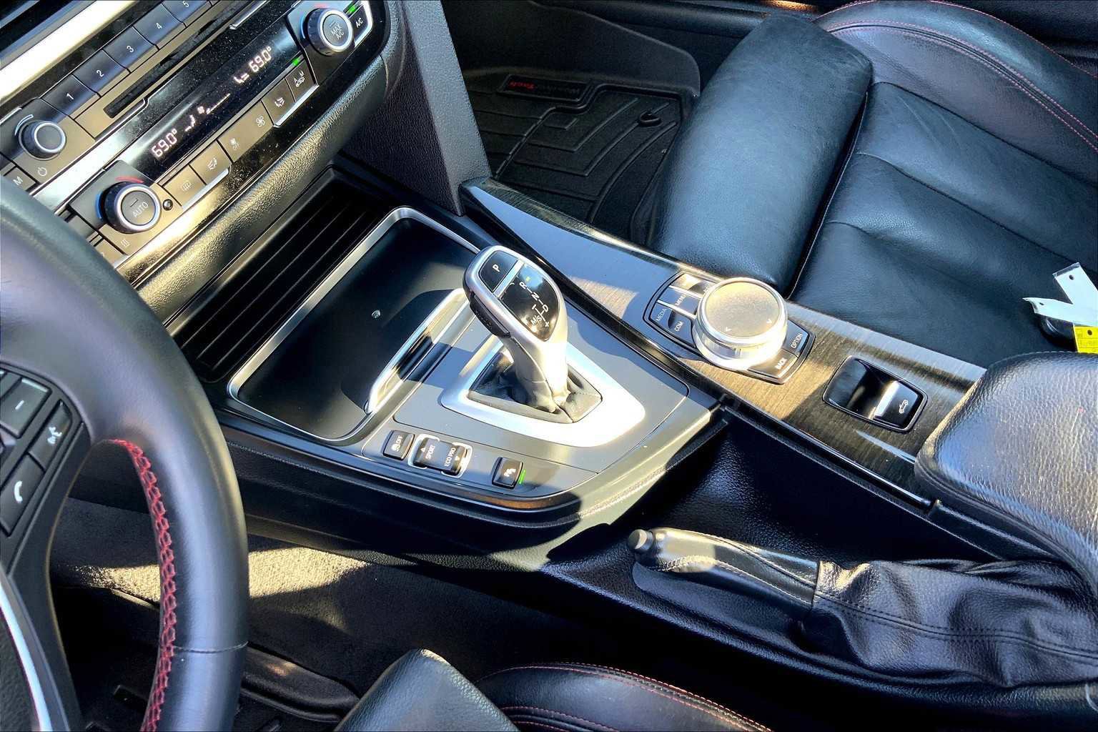 Used 2018 BMW 430i Convertible image 12