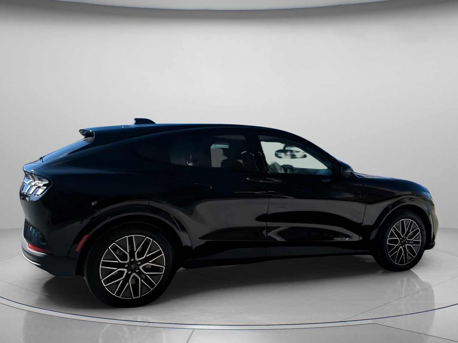 Certified 2025 Ford Mustang Mach-E Premium image 22