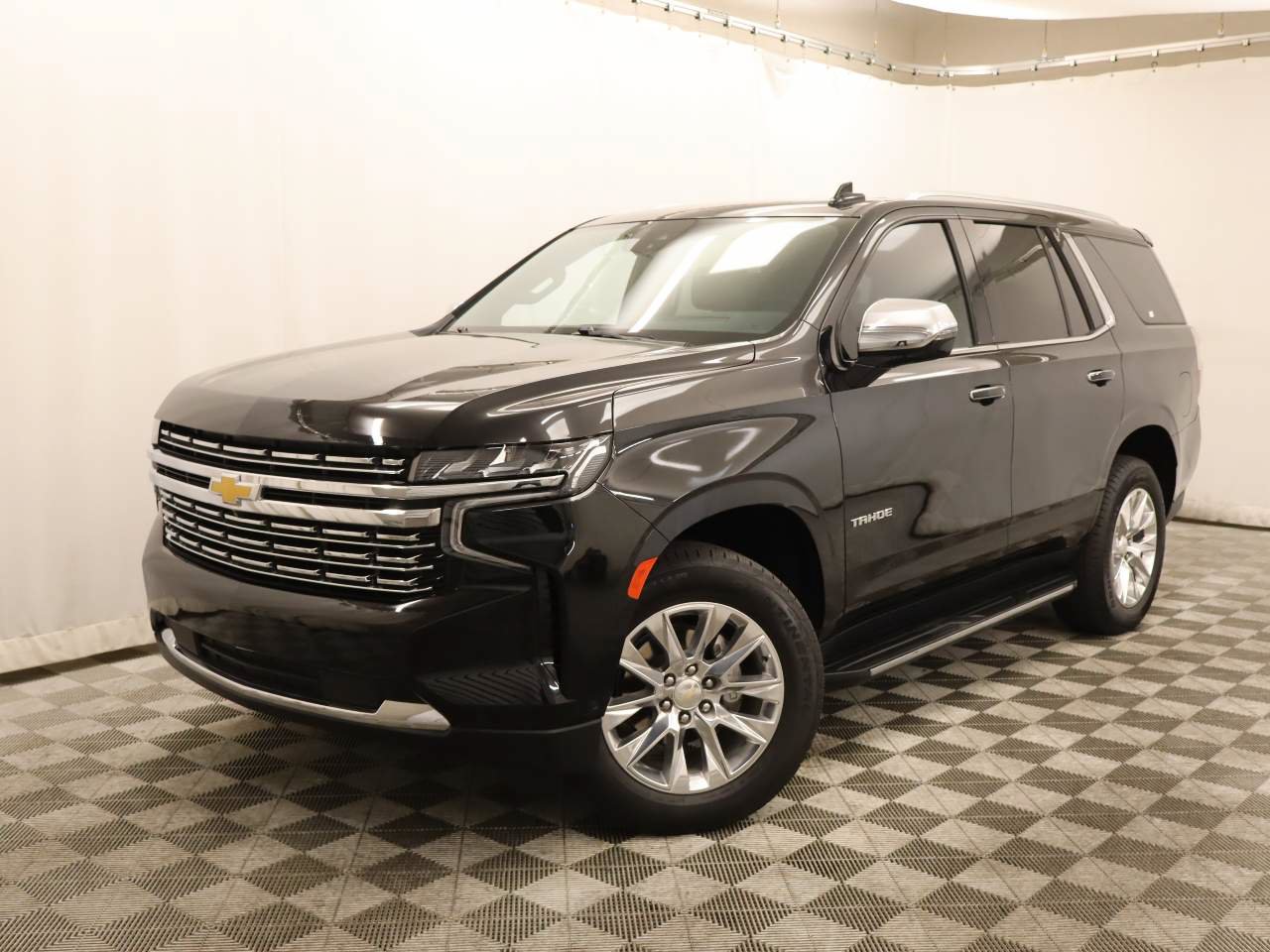 Used 2024 Chevrolet Tahoe Premier w/ Advanced Technology Package