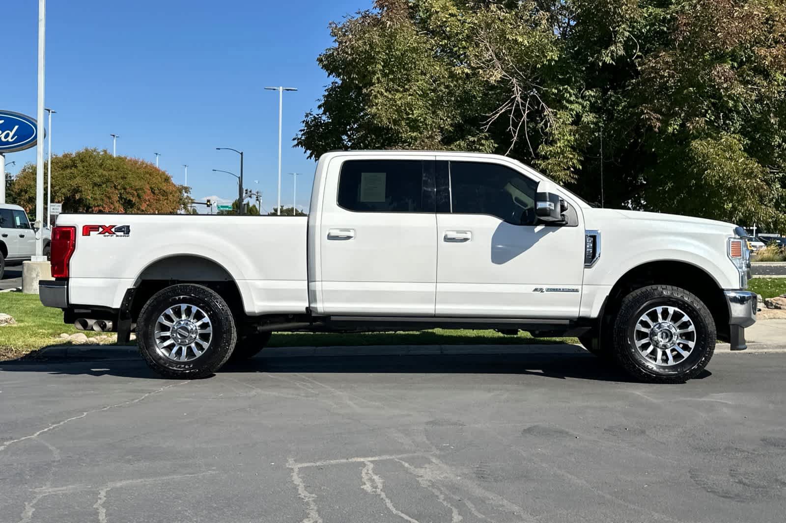 Certified 2022 Ford F250 Lariat w/ Lariat Value Package AWD/4WD image 8