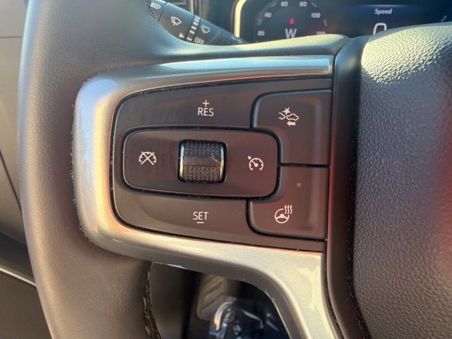 Used 2025 Chevrolet Silverado 1500 LT AWD/4WD image 25