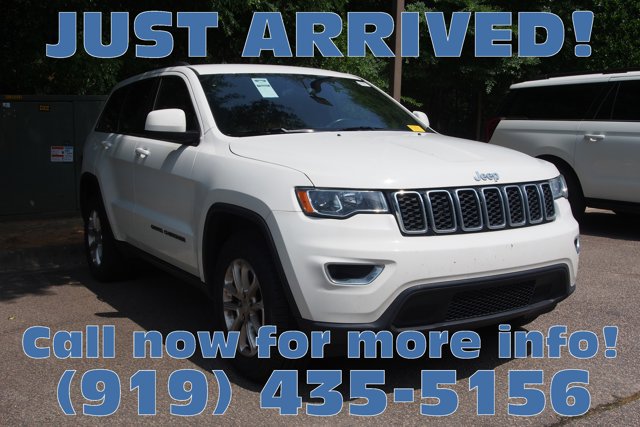 Used 2021 Jeep Grand Cherokee Laredo RWD image 1