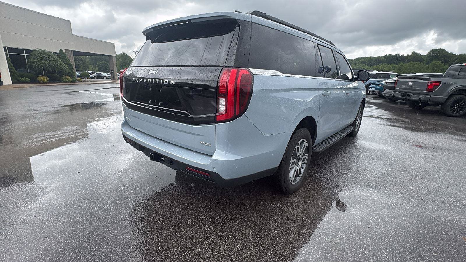 Certified 2026 Ford Expedition Max Active AWD/4WD image 4
