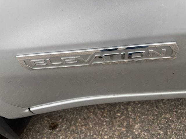 Used 2020 GMC Sierra 1500 Elevation w/ Elevation Value Package AWD/4WD image 9