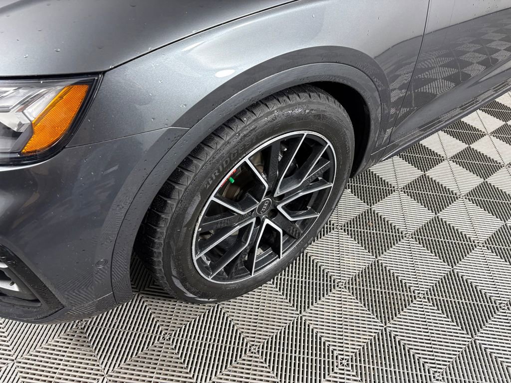 Used 2021 Audi SQ5 Prestige AWD/4WD image 9