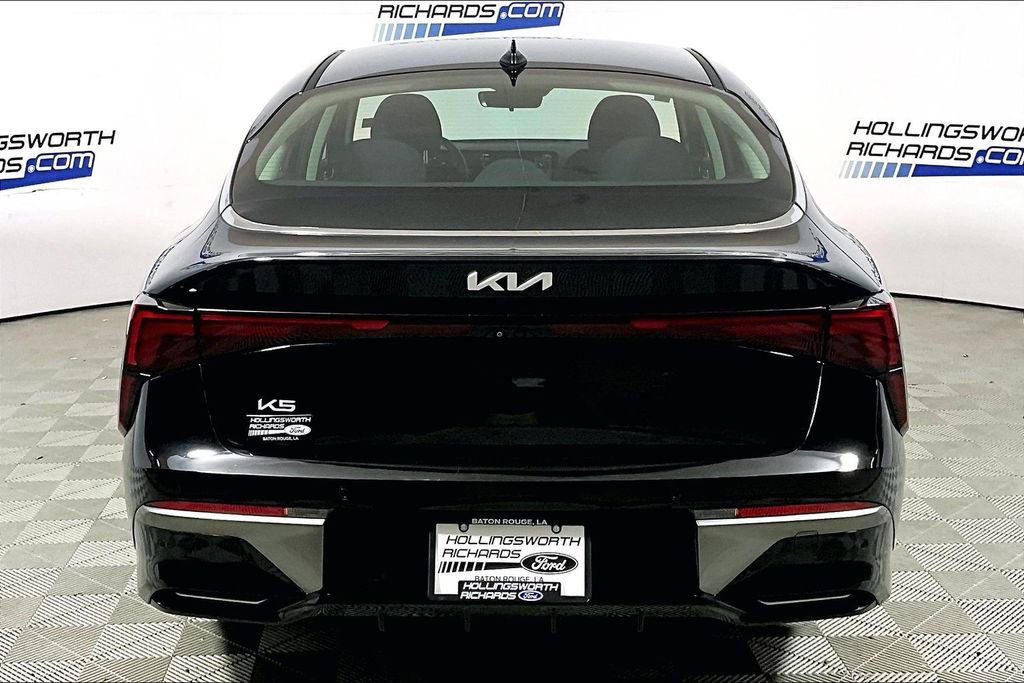 Used 2025 Kia K5 LXS FWD image 4