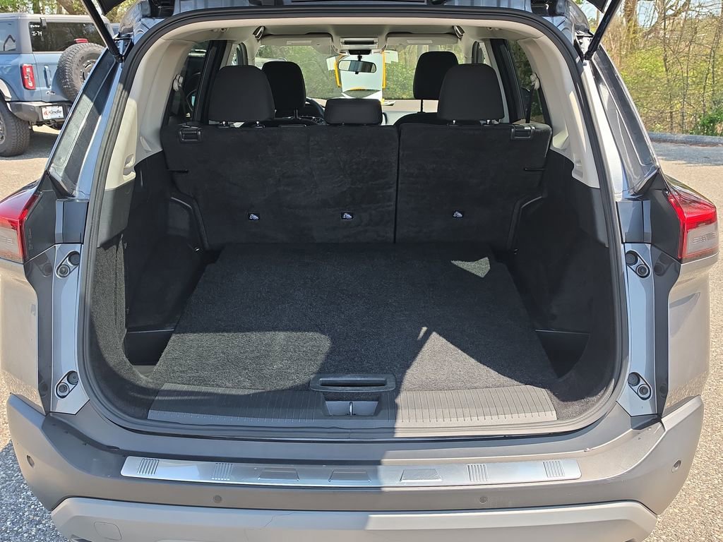 Used 2023 Nissan Rogue S AWD/4WD image 32