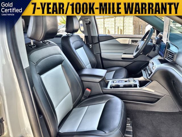 Certified 2024 Ford Explorer XLT w/ Equipment Group 202A image 33