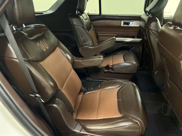 Certified 2024 Ford Explorer King Ranch w/ Technology Package AWD/4WD image 7