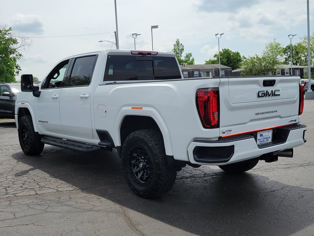 Used 2022 GMC Sierra 2500 AT4 w/ AT4 Preferred Package AWD/4WD image 3