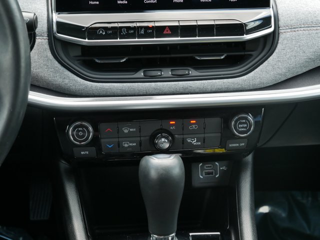 Used 2022 Jeep Compass Latitude AWD/4WD image 15
