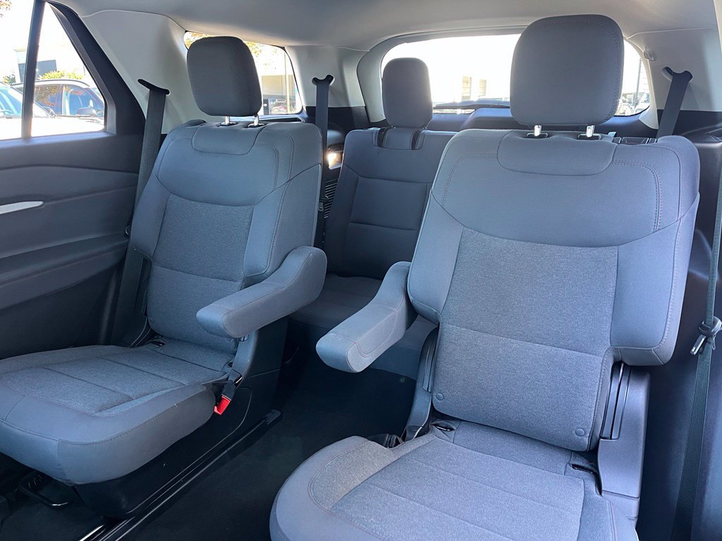 Certified 2025 Ford Explorer Active AWD/4WD image 14