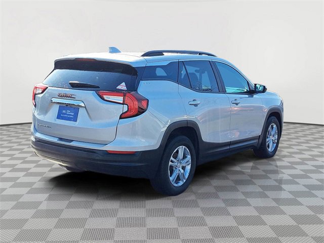 Used 2022 GMC Terrain SLE w/ Driver Convenience Package image 5