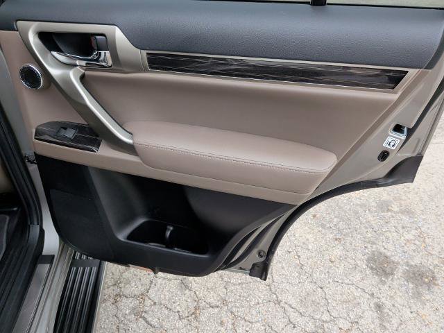 Used 2021 Lexus GX 460 Luxury w/ Off Road Package AWD/4WD image 24