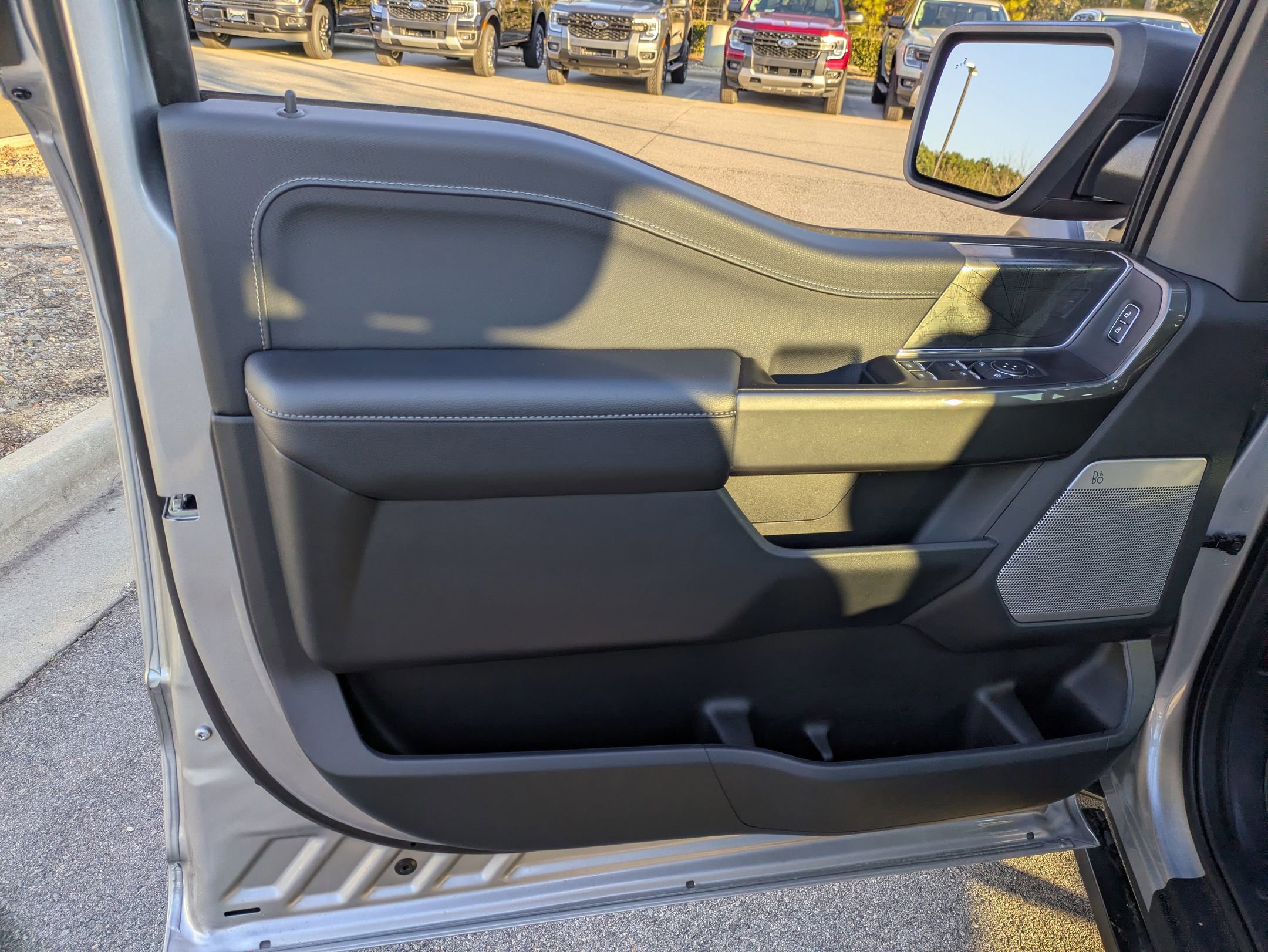 Certified 2022 Ford F150 XLT w/ Equipment Group 302A High image 18