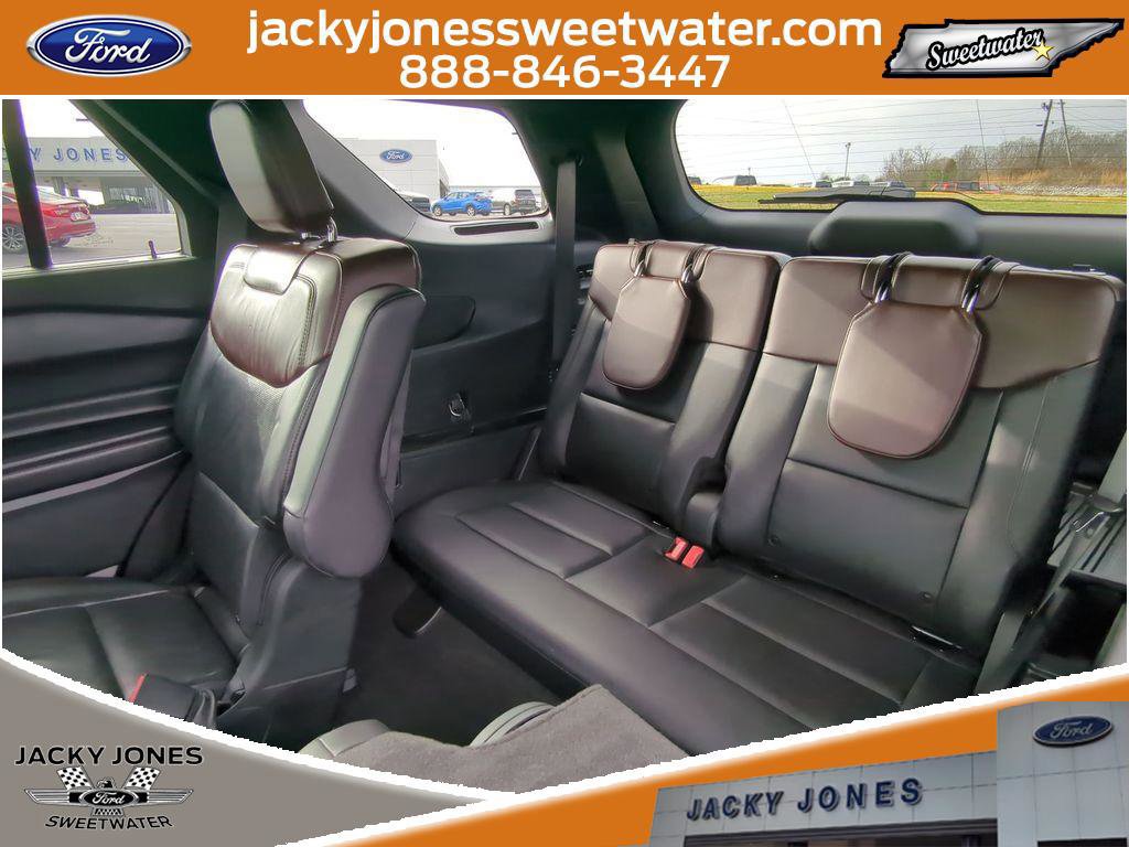 Certified 2023 Ford Explorer Platinum w/ Technology Package image 30