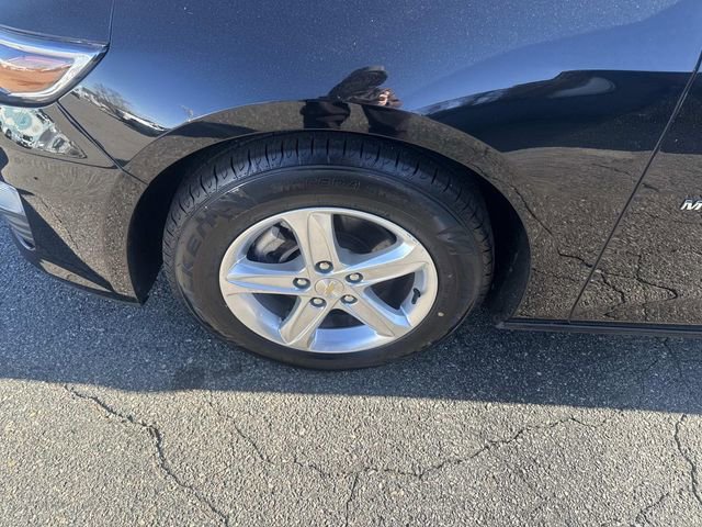 Used 2023 Chevrolet Malibu LT image 9