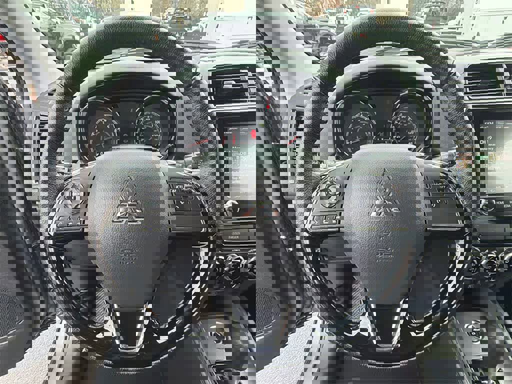 Used 2024 Mitsubishi Outlander Sport SE image 21