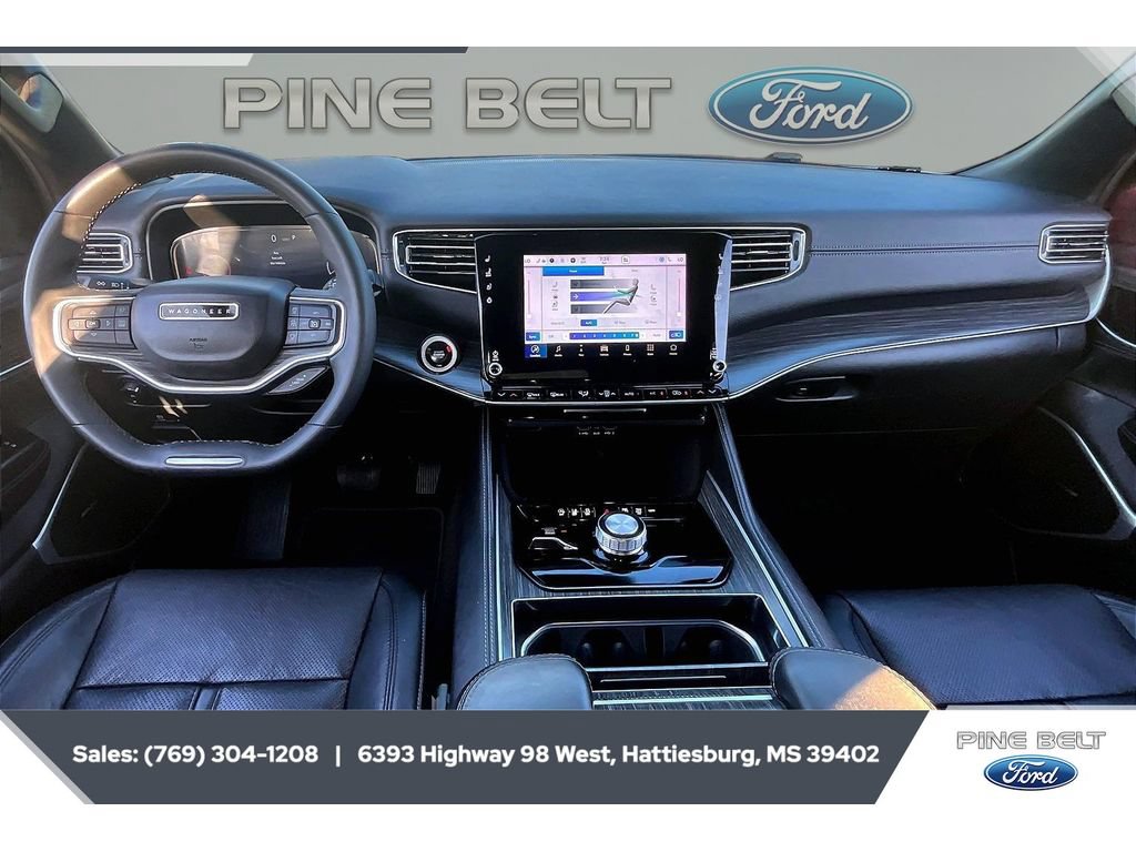Used 2024 Jeep Wagoneer Series II w/ Flexible Seating Group AWD/4WD image 13