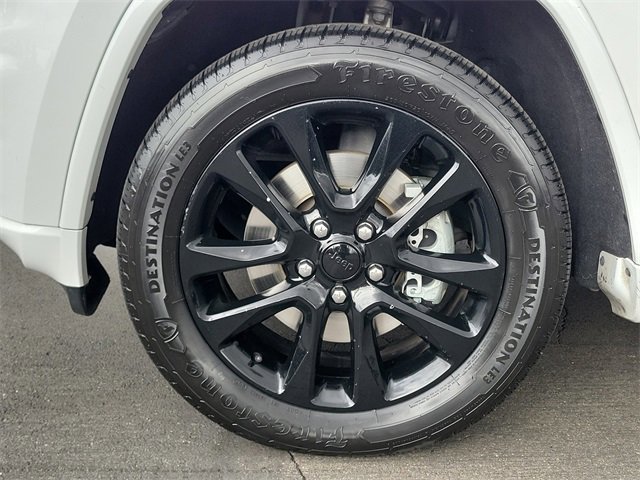 Used 2021 Jeep Grand Cherokee Laredo X image 27