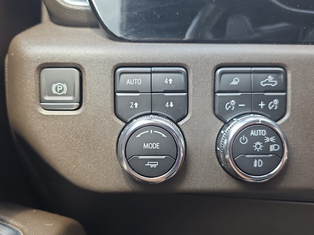 Used 2023 GMC Sierra 1500 SLT w/ SLT Convenience Package AWD/4WD image 20