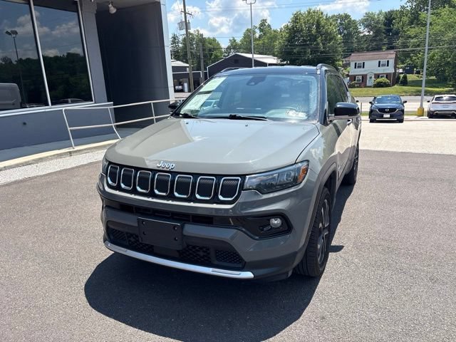 Used 2022 Jeep Compass Limited AWD/4WD image 9