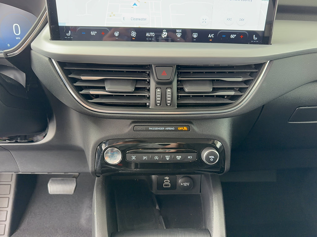 Certified 2024 Ford Escape Platinum AWD/4WD image 21