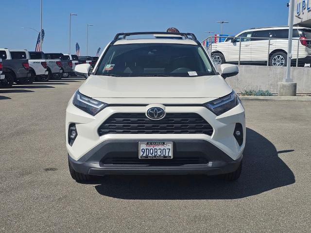 Used 2022 Toyota RAV4 XLE Premium image 6