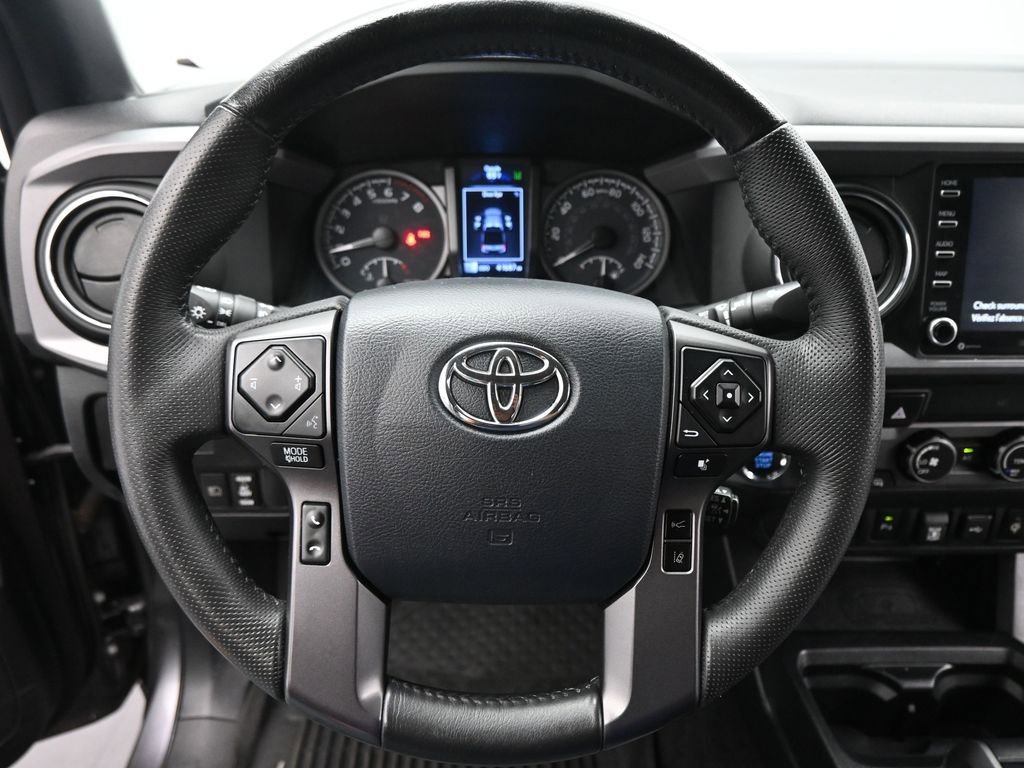 Used 2020 Toyota Tacoma TRD Off-Road w/ Technology Package image 11