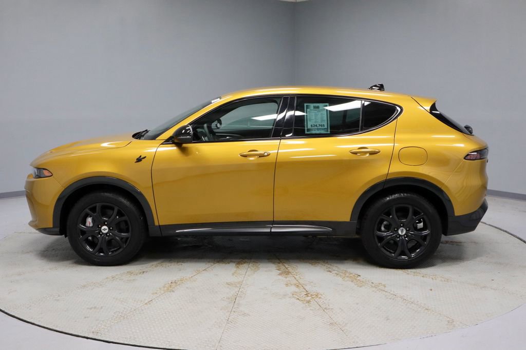 Used 2024 Dodge Hornet R/T w/ R/T Blacktop Package AWD/4WD image 8