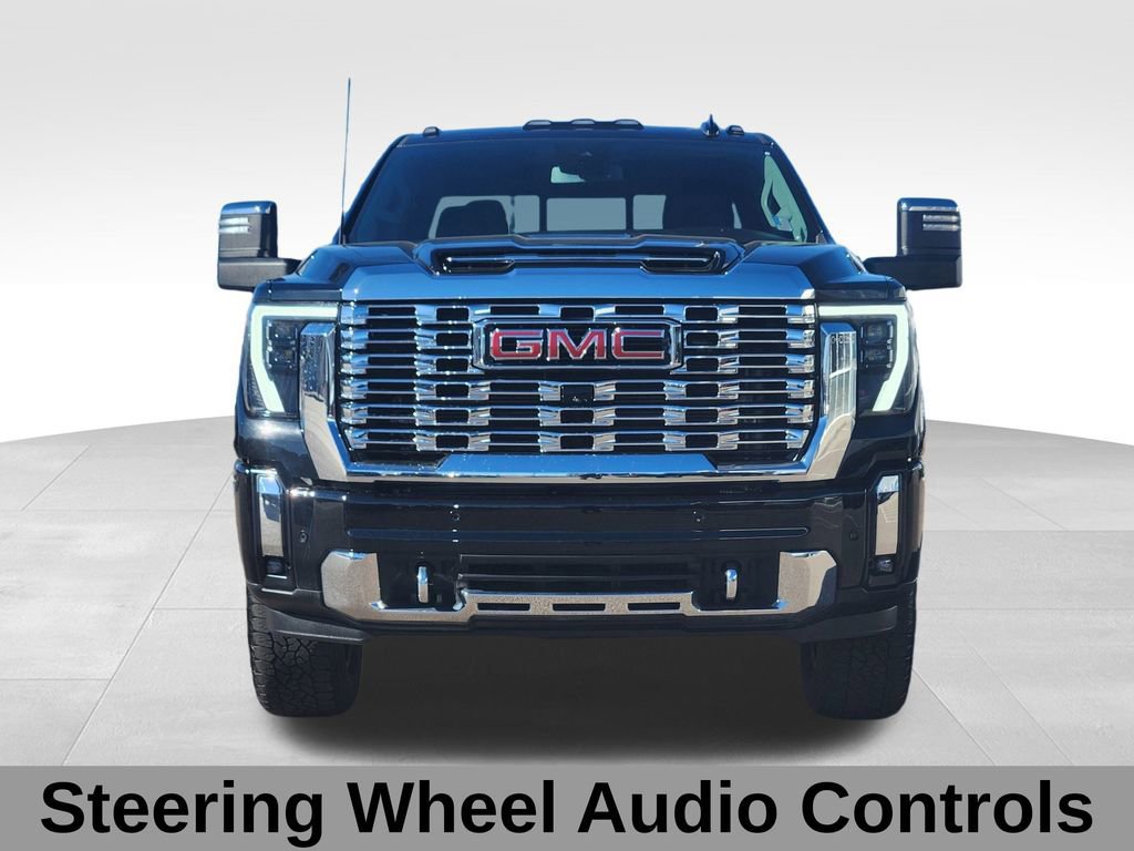Used 2024 GMC Sierra 2500 Denali image 5