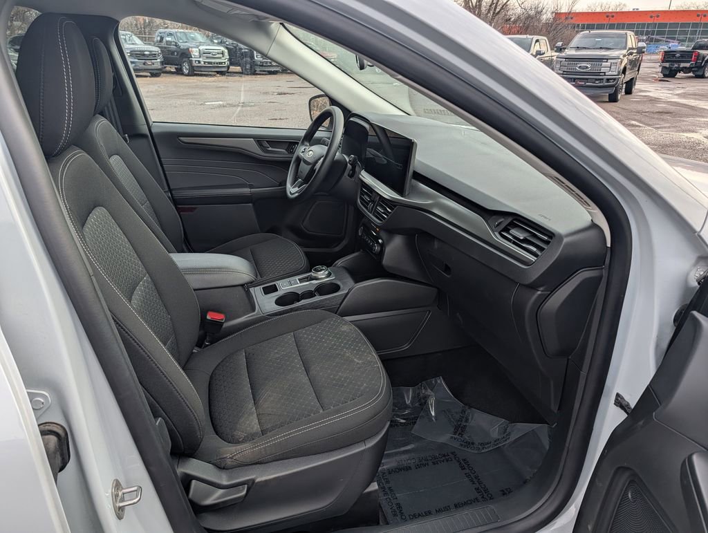 Certified 2025 Ford Escape Active w/ Tech Pack #1 image 8
