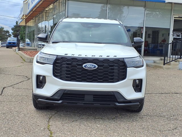 Certified 2025 Ford Explorer ST-Line AWD/4WD image 25