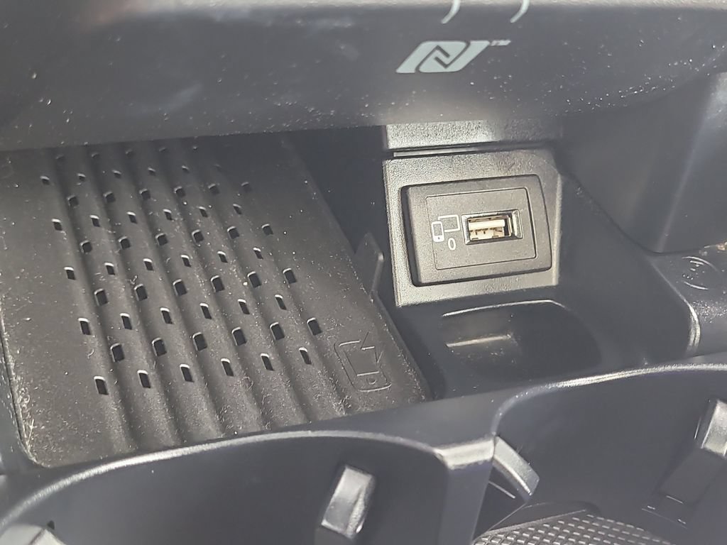Used 2019 Mercedes-Benz E 300 image 25