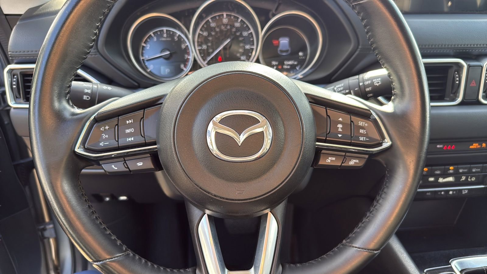Used 2019 MAZDA CX-5 Touring FWD image 14
